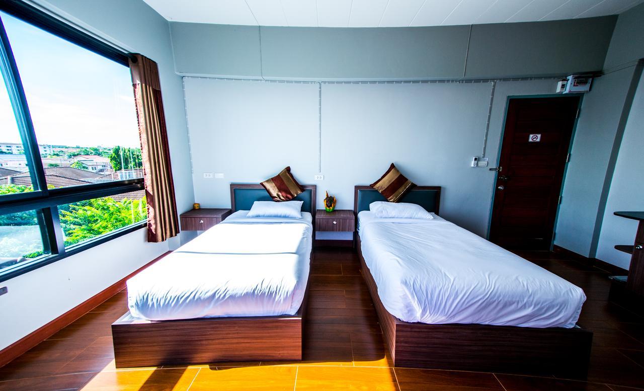Na Siri Lake View Samut Prakan Ngoại thất bức ảnh
